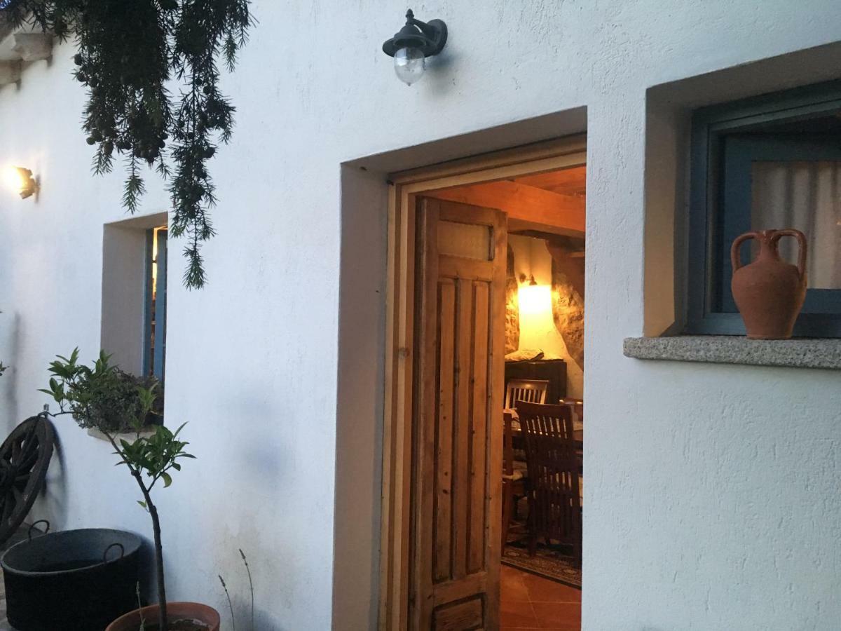 Agriturismo La Casa Delle Fate Loiri Porto San Paolo Exterior foto